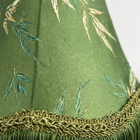 Abat-jour pour lampe de table vert en satin motif bambou