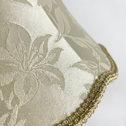 Abat-jour pour lampe de table en tissu brodé crème