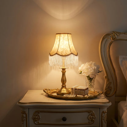 Abat-jour pour lampe de table en tissu brodé crème