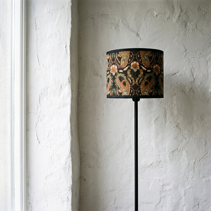 Abat-jour en bambou tressé noir motif exotique